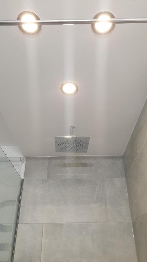 Apartment Airport Кельн Екстер'єр фото